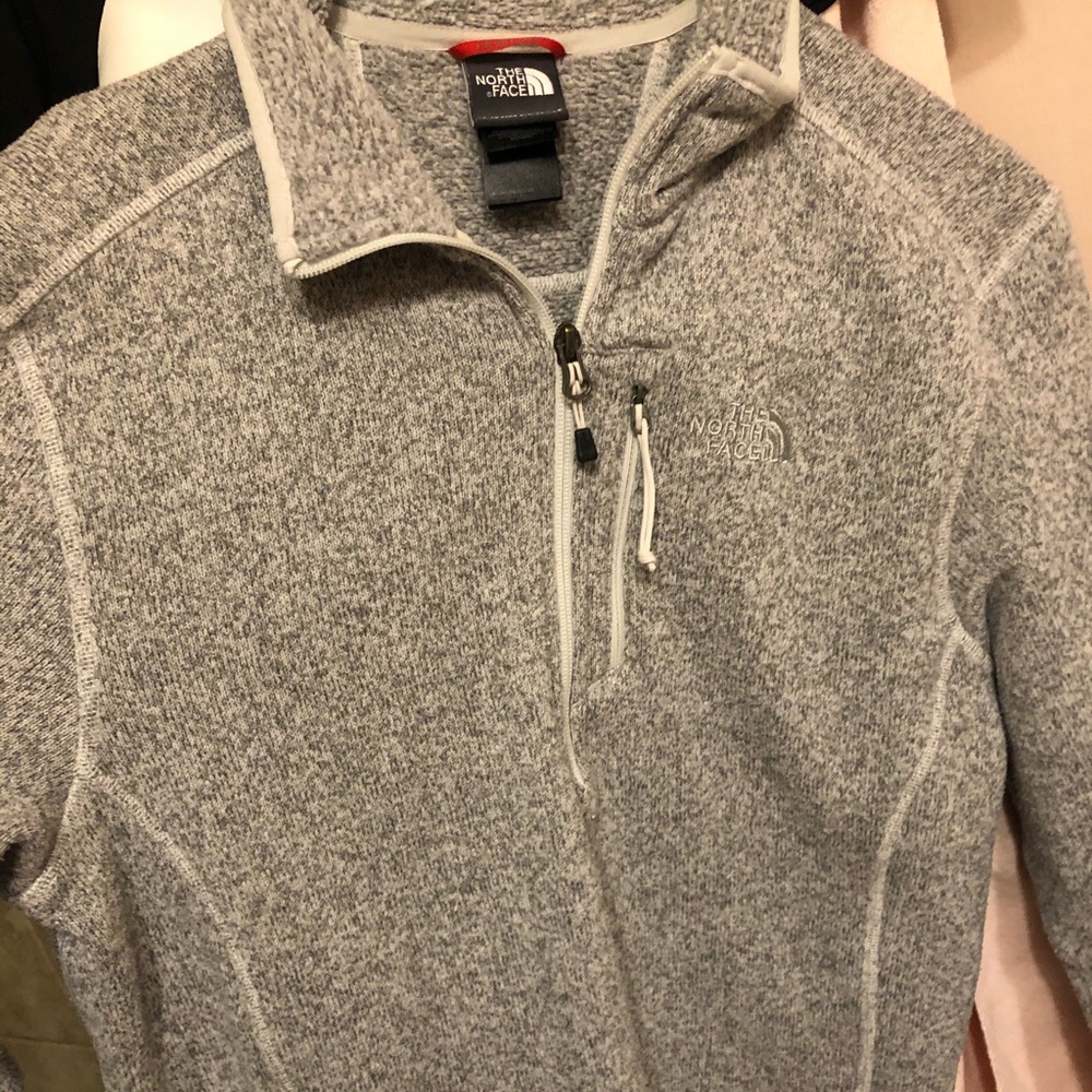north face gray pullover - Picture 2 of 7